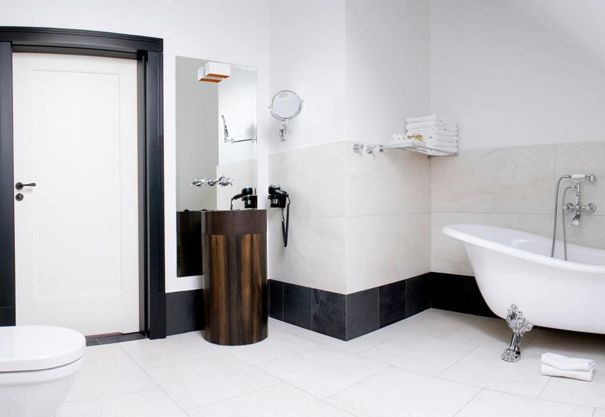 Hotel Nihil Novi Radom Phòng bức ảnh