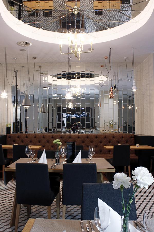 Hotel Nihil Novi Radom Ngoại thất bức ảnh